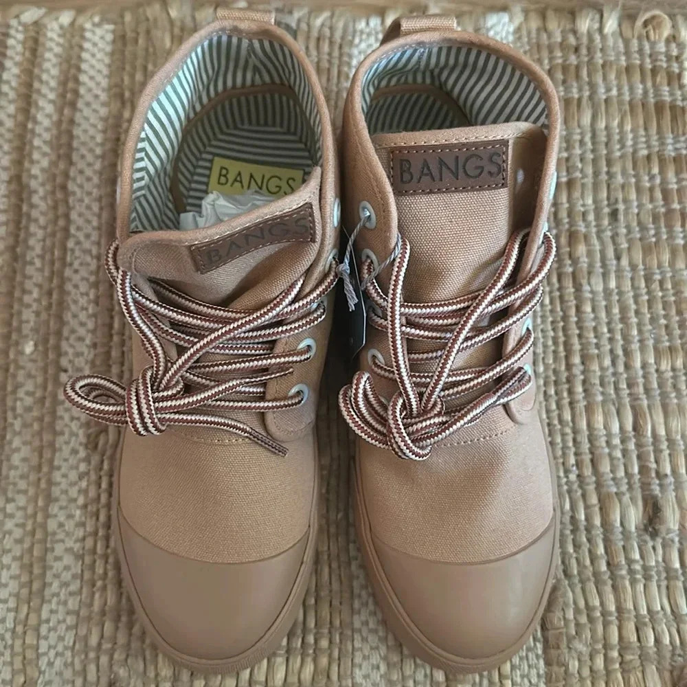 BANGS Shoes men’s 3/5 women 5